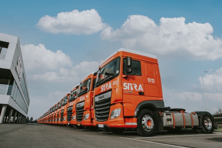 NEW DAF